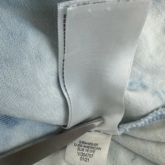 Old Navy Blue and White Tie-Dye Blouse tie up back flowy baby doll shirt size XL - Picture 7 of 7